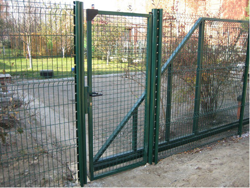 Пример ворот из еврозабора